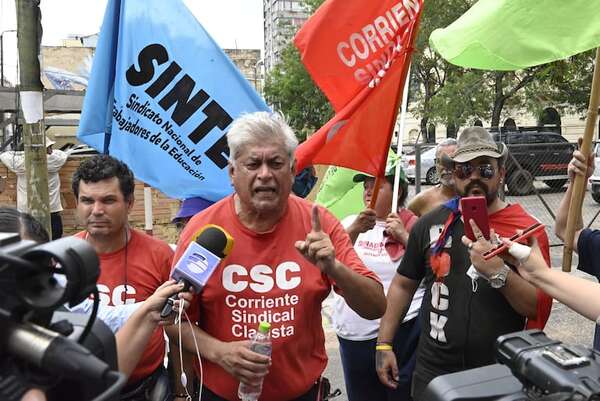 Gremios piden a Santiago Peñá vetar ley de mipymes por inconstitucional - Nacionales - ABC Color