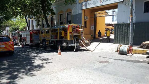 Incendio consume oficinas de la SEN