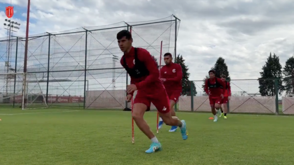 Versus / La "Pantera" Morales se hace notar en la pretemporada del Toluca