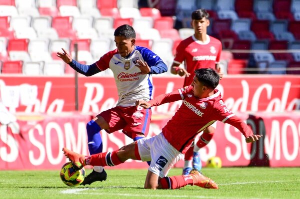 Versus / La "Pantera" Morales se hace notar en la pretemporada del Toluca