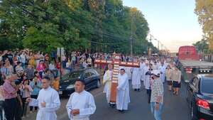 Religiosos acuden a la apertura del Año Jubilar en Coronel Oviedo - Nacionales - ABC Color