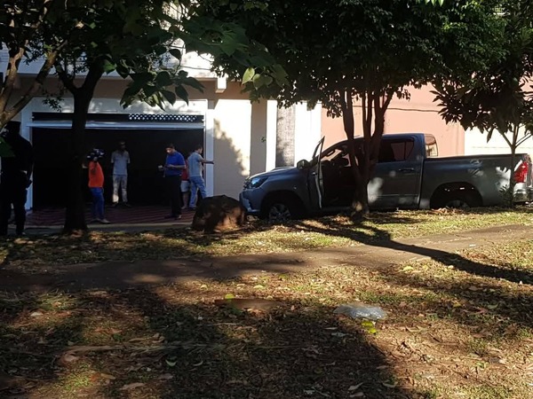 Pareja de cambistas sufre violento asalto en Encarnación - 1000 Noticias