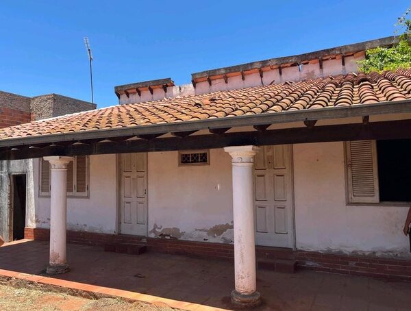 "Casa del Horror" será subastada tras 20 años del crimen de Cecilia Cubas · Radio Monumental 1080 AM