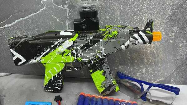 Pistolas de hidrogel, la riesgosa moda entre los jóvenes y adultos