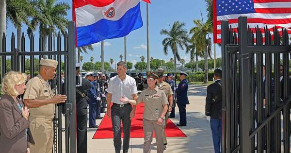 La Nación / Gobierno paraguayo ya no tiene contacto con el embajador Marc Ostfield