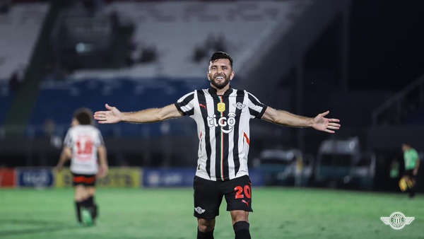 Luego de casi 11 años, Antonio Bareiro dice adiós al club Libertad - Unicanal