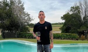 Lucas Barrios cuelga los botines: “Llegó el momento de decir adiós”