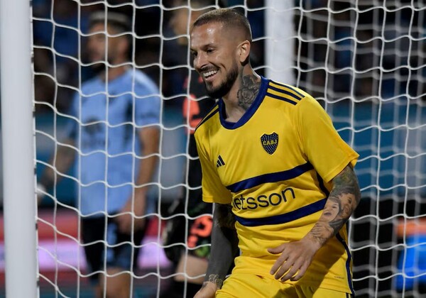 El Nueve que tanto buscó Olimpia es el Pipa Benedetto