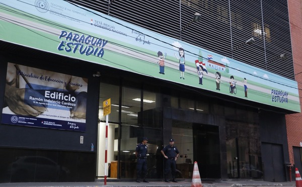 Ministerio de Educación reconoce al Consejo de Educación de Capital