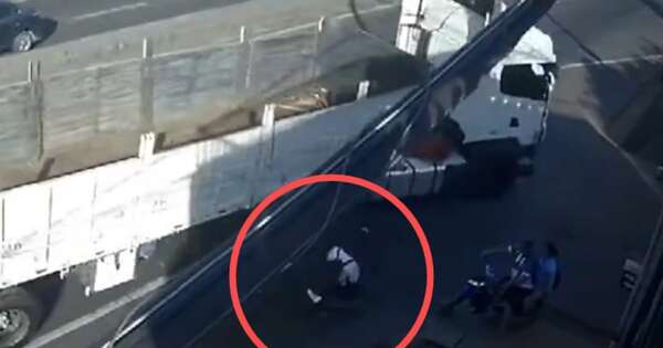 La Nación / Motociclista y su acompañante mueren tras impactar contra camión de gran porte