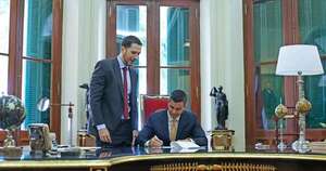 Diario HOY | En la víspera del Año Nuevo, Peña promulga Presupuesto General para el 2025