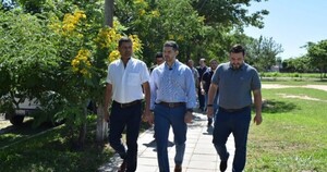 Nenecho anuncia una nueva subasta con valores más bajos y consigue una tregua con sus críticos