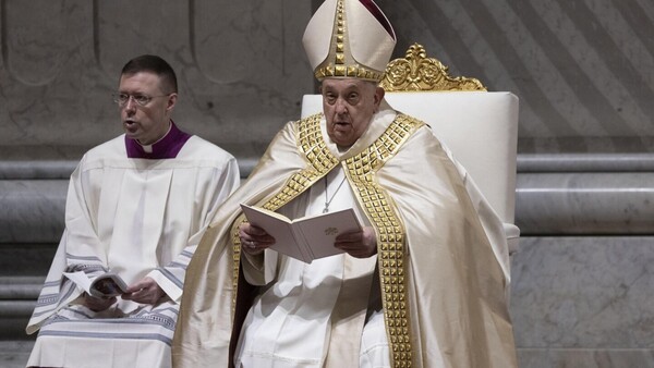 El papa ante el Año Nuevo: "La esperanza del mundo está en la fraternidad"