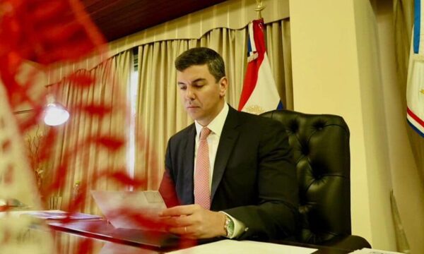 Peña promulga PGN en último acto administrativo del año