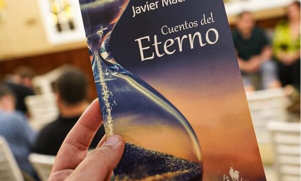 Está en circulación “Cuentos del Eterno”, de Javier Machuca