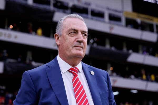 De Alfaro para Paraguay: "tengamos salud para luchar, noches para soñar y desafíos por conquistar" - 1000 Noticias