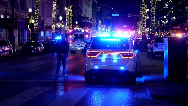 Al menos 12 muertos tras atropello a gente que festejaba Año Nuevo en Nueva Orleans - 1000 Noticias