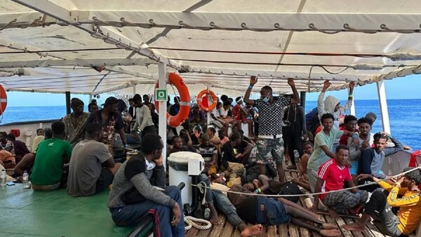 Italia busca a 20 migrantes desaparecidos tras un naufragio cerca de la isla de Lampedusa