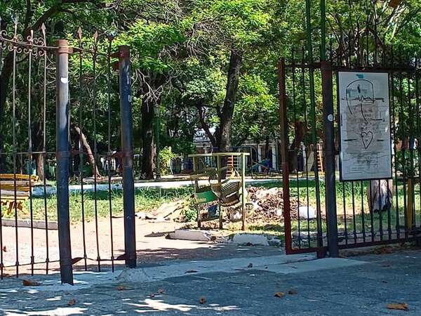 Limpieza selectiva de Nenecho en año nuevo: las dos caras de Asunción en 2025 - Nacionales - ABC Color