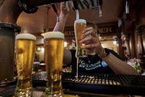 ¿Cuántas calorías tiene un vaso de cerveza y cómo influye en la salud?