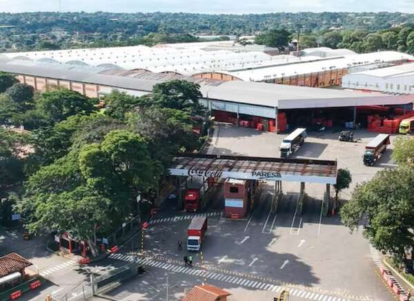 Coca-Cola Paresa elige nuevamente a Claro - Empresariales - ABC Color