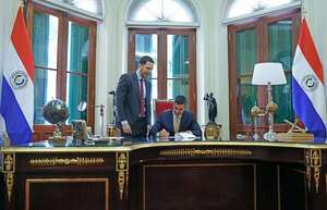 Peña promulgó Ley del PGN 2025 que aprueba  autoaumentos a legisladores - Economía - ABC Color