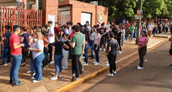 Último día para postularse a becas del Gobierno, este viernes 3 de enero