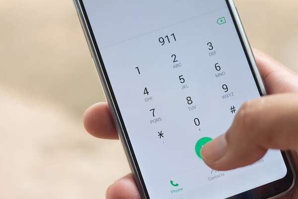Más de dos mil llamadas atendió el Sistema de Emergencias 911 en el primer día del año - Policiales - ABC Color