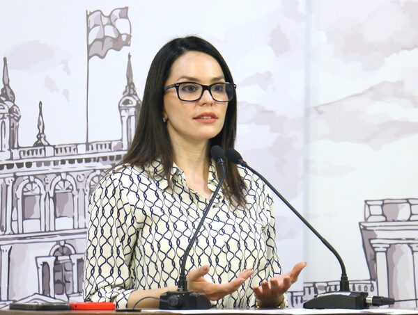 Paula Carro revela sabotaje en su gestión como vocera de la Presidencia · Radio Monumental 1080 AM
