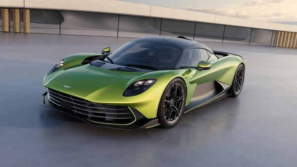 Aston Martin se enfrenta a Ferrari con un nuevo superdeportivo híbrido enchufable | Internacionales | 5Días