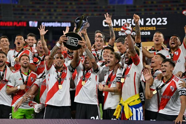 Versus / El paraguayo "oculto" que está a nada de fichar el River de Gallardo