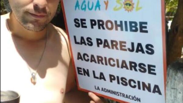 Balneario prohíbe a las parejas hacer kunu’u en el agua