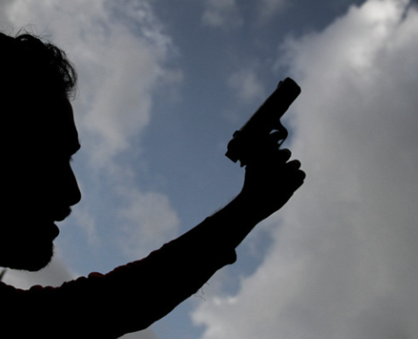 Detienen a guardia de seguridad por disparar al aire en Limpio