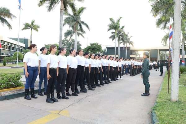 Cimefor recibe a más de 1.000 mujeres - Nacionales - ABC Color