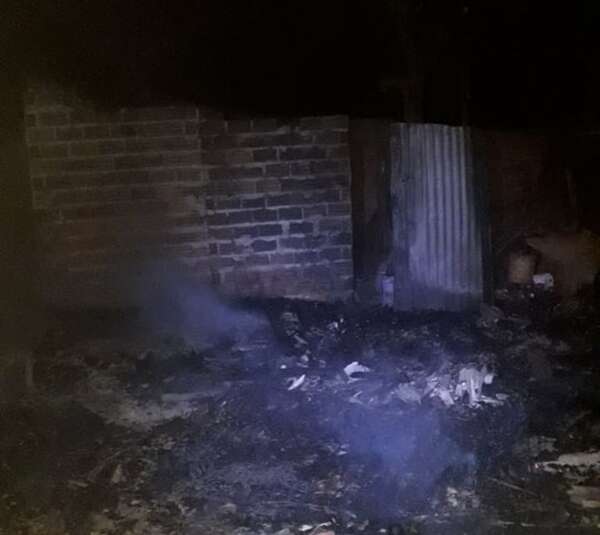 Hombre incendió la casa de su expareja en Hernandarias - ABC en el Este - ABC Color