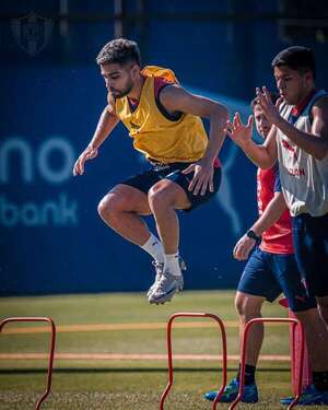 Cerro espera por dos jugadores más - Fútbol - ABC Color