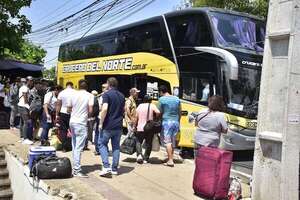 EBA: transportistas logran suspensión de tarifazo de Nenecho y levantan protesta hasta el martes - Nacionales - ABC Color