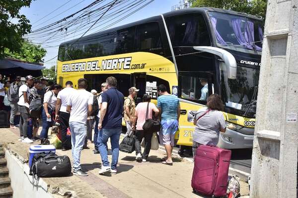 EBA: transportistas logran suspensión de tarifazo de Nenecho y levantan protesta hasta el martes - Nacionales - ABC Color