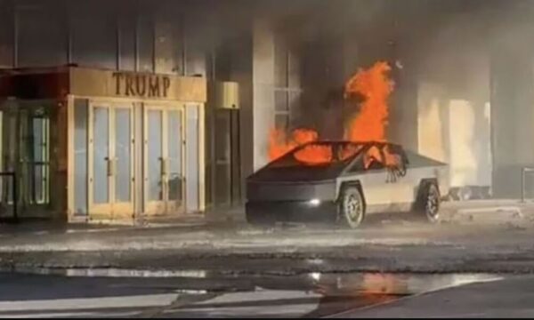 Ya saben quién fue el que explotó un Tesla frente a la Torre Trump