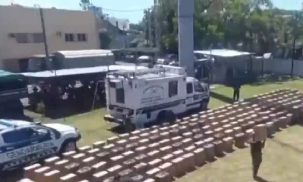 Incautan millonario cargamento de cigarrillos paraguayos en Argentina - OviedoPress