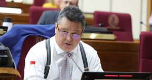 La Nación / Gobierno debe centrarse en combatir la corrupción, indica senador
