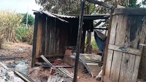 Incendio arrasa con vivienda en Villa Jardín de Yby Yaú: familia solicita ayuda urgente