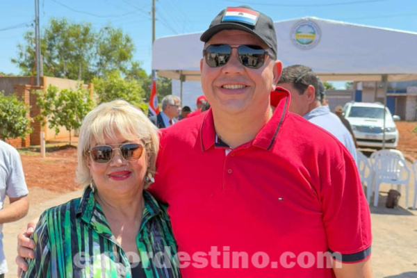Cerrando un año intenso, gobernador Juancho Acosta inaugura empedrado en la Fracción Terrazas 4 de Pedro Juan Caballero - El Nordestino