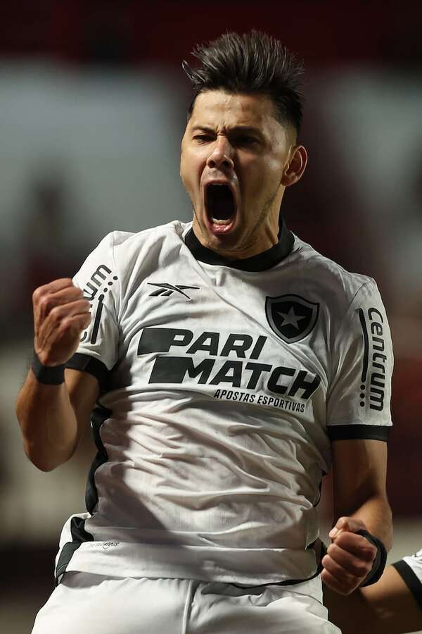 Junior ofrece USD 1,5 millones y Óscar Romero pide 2 millones - Fútbol Internacional - ABC Color