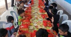 La Nación / Padres edificaron comedor para niños