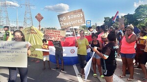 Costanera: Familias intentan detener desalojo; no descartan acción judicial