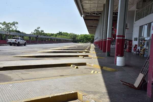 Tarifazo en la Estación de Buses de Asunción: transportistas presentarán contrapropuesta - Nacionales - ABC Color