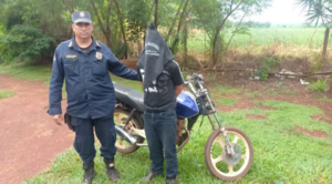 Hombre huye tras un crimen pasional, pero cae en un control policial