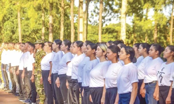 Mujeres copan los cuarteles: Así son las reglas para ellas – Prensa 5