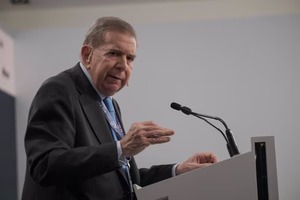Venezuela promete USD 100.000 por opositor González Urrutia
